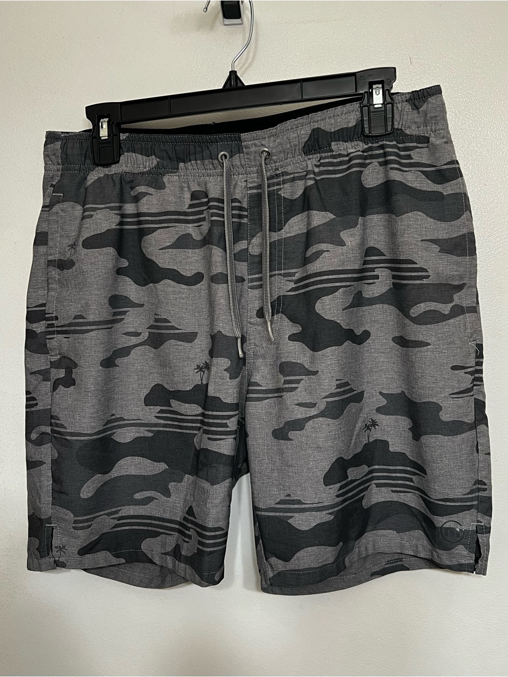 TravisMathew Gray & Black Camo Active Shorts